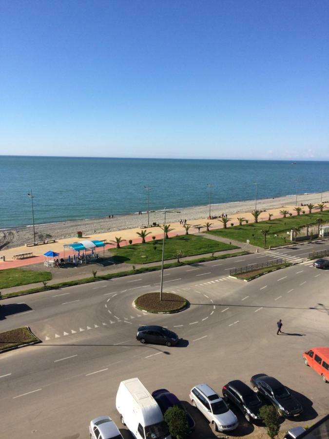 House On The Beach Batumi Eksteriør billede